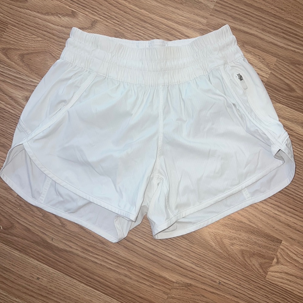Lululemon tracker shorts